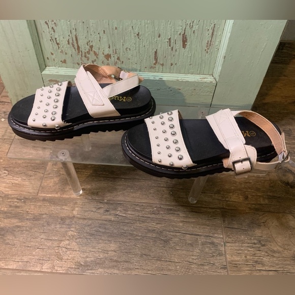 Women’s Mudd white studded platform sandals with buckle strap - Picture 3 of 5